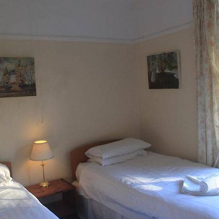 Lambert Manor Hotel Grange-over-Sands ภายนอก รูปภาพ