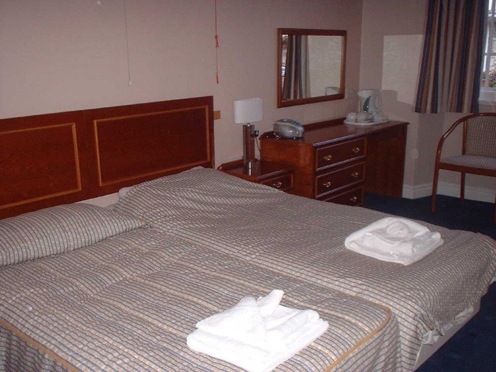 Lambert Manor Hotel Grange-over-Sands ห้อง รูปภาพ