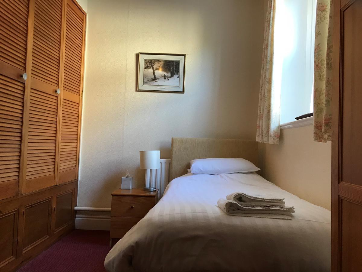 Lambert Manor Hotel Grange-over-Sands ภายนอก รูปภาพ